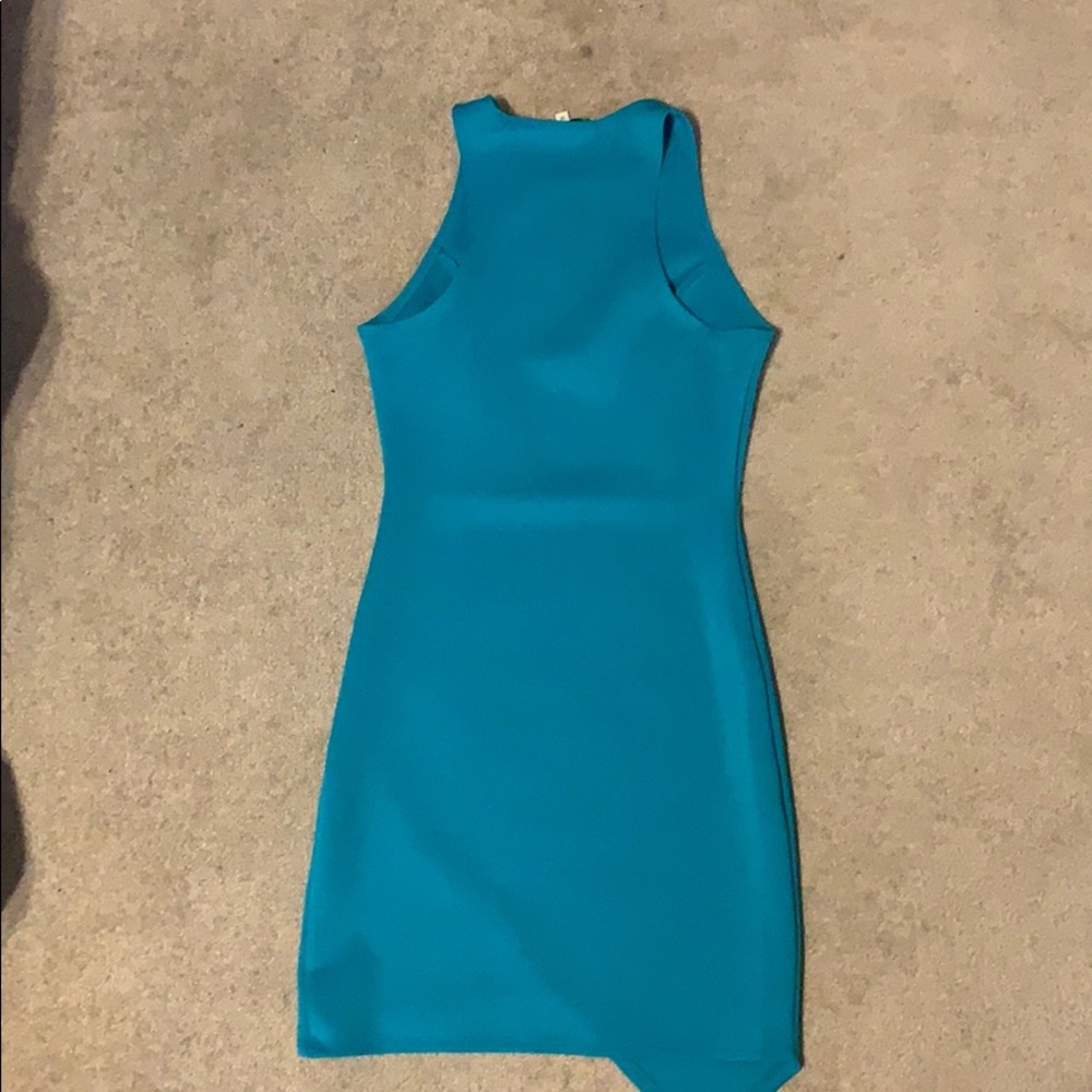 Turquoise dress - Picture 2 of 2